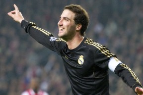 中超是否考虑对球迷社群实行官方认证体系，中超球迷开放