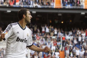 中国篮球运动员形象在国际媒体中的呈现方式，中国篮球运动员形象在国际媒体中的呈现方式是什么