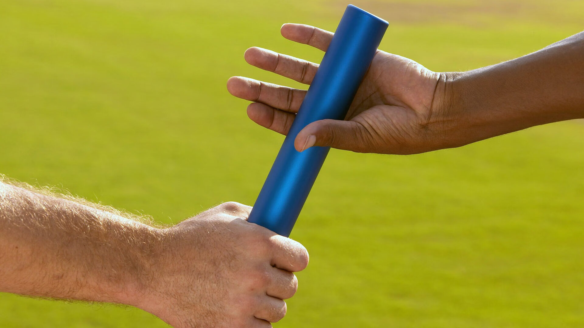 中国足球解说风格变化趋势与观众接受度评估，中国的足球解说